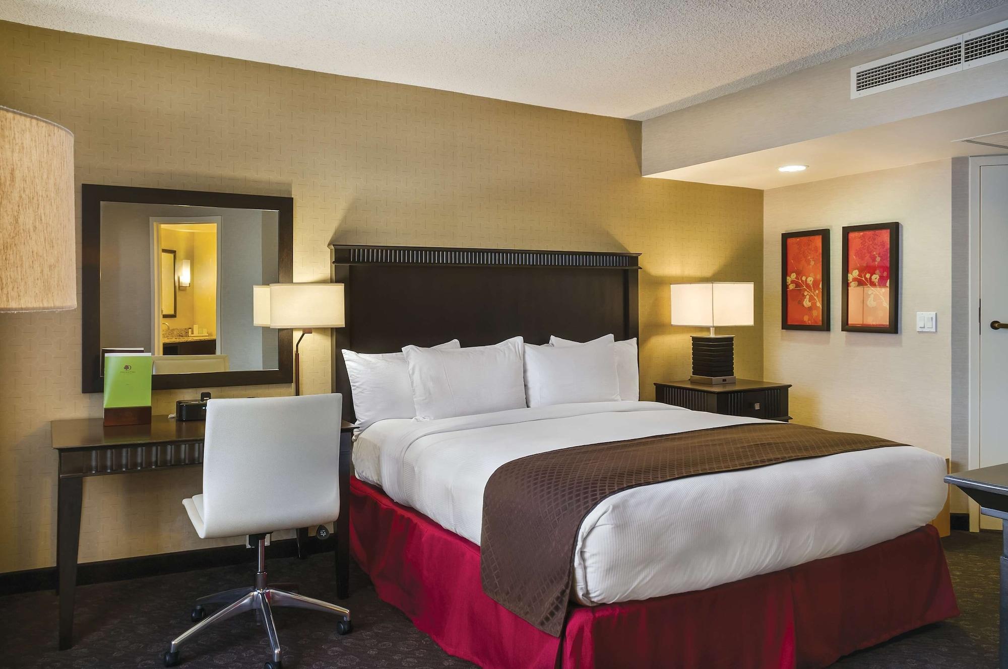 Doubletree By Hilton Angeles Downtown