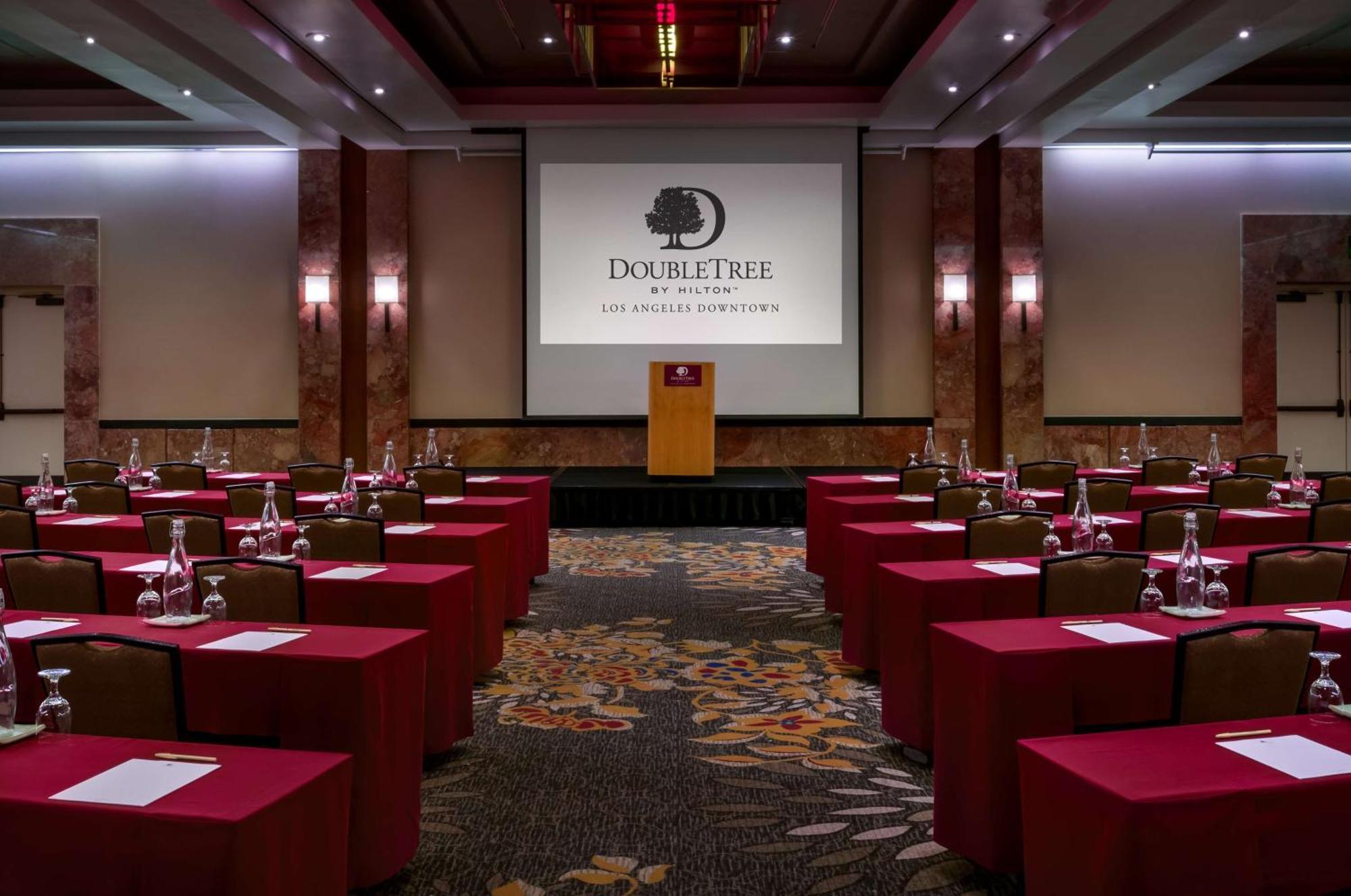 Hotel Doubletree By Hilton Angeles Downtown
