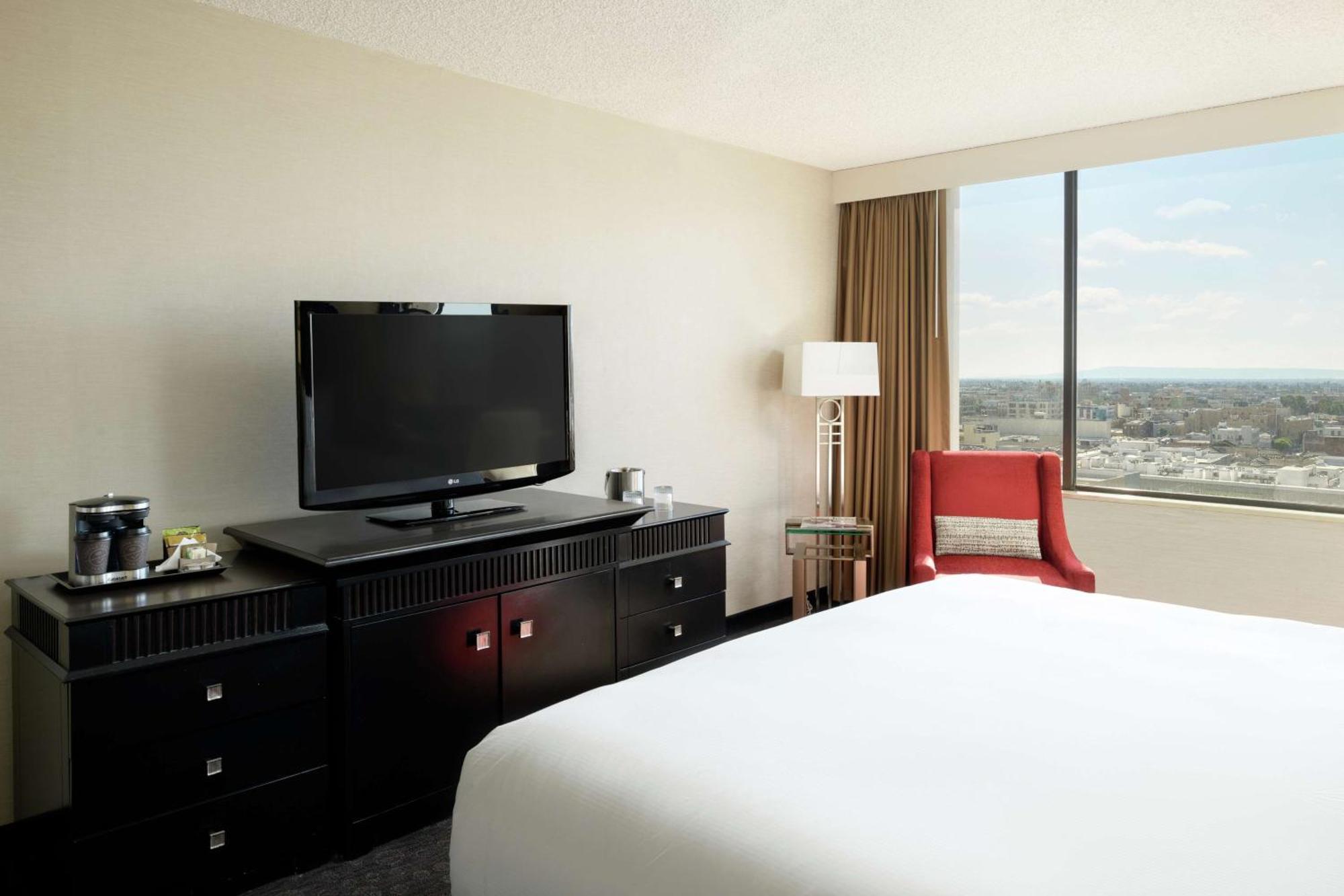 Hotel Doubletree By Hilton Angeles Downtown