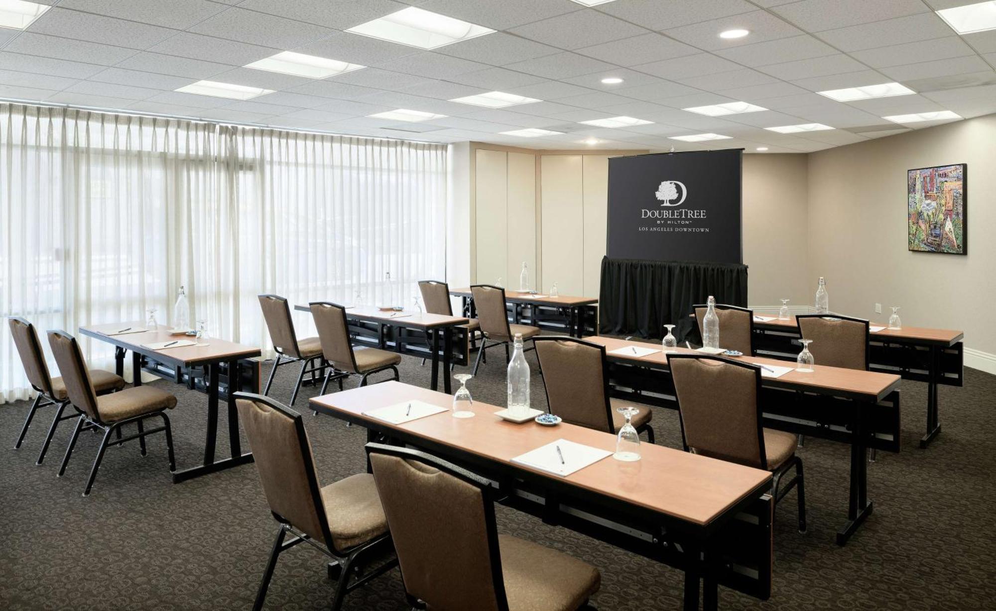 Doubletree By Hilton Angeles Downtown Hotel